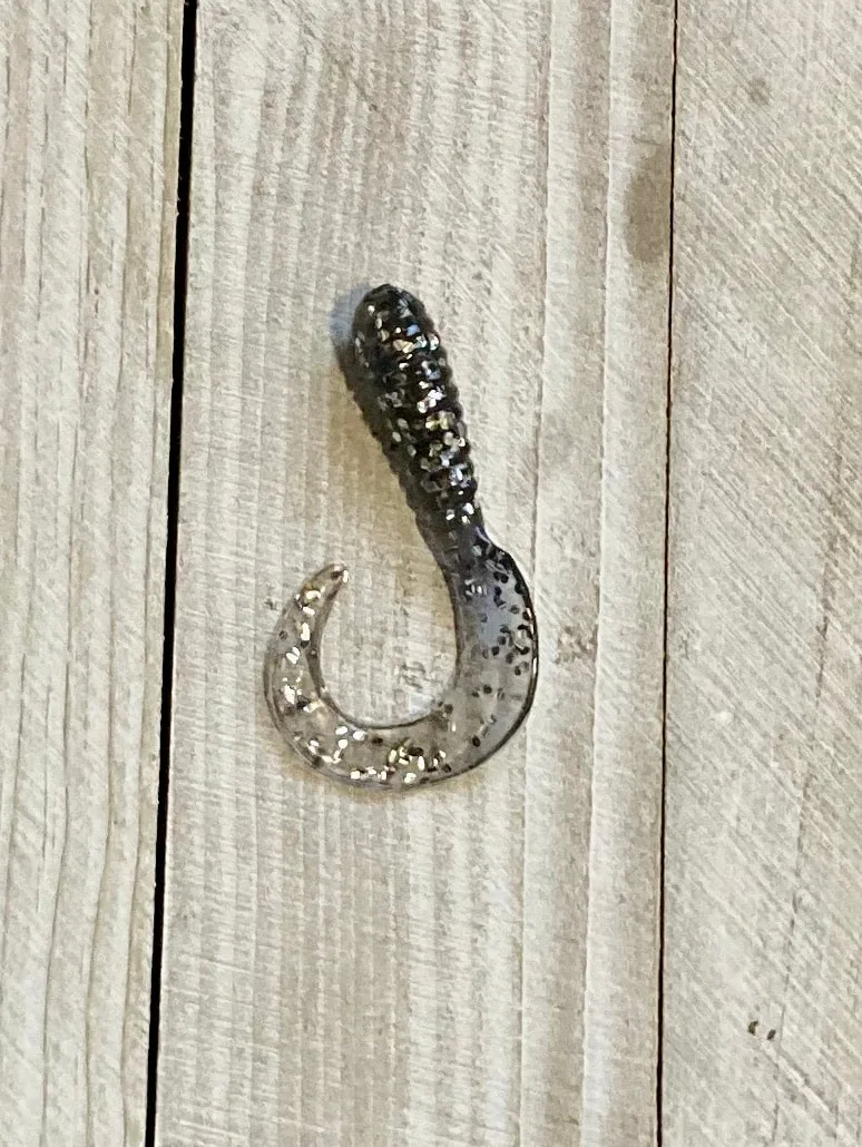 3" MINNOW GRUB SMOKE GLITTER
