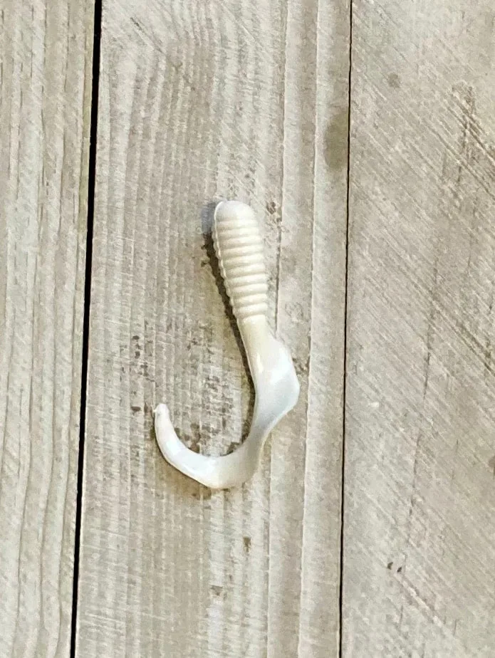 3" MINNOW GRUB WHITE
